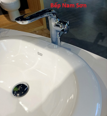 Vòi nóng lạnh nhà tắm